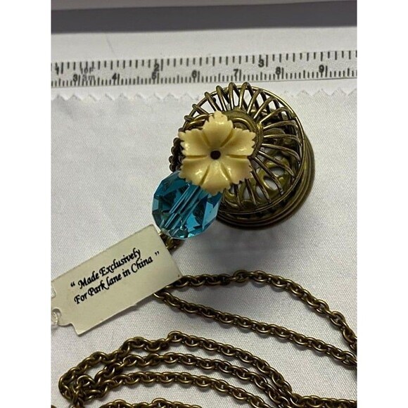 Parklane Birdcage Necklace 30" Long with Turquoise Blue Crystal and White Flower - Picture 7 of 7
